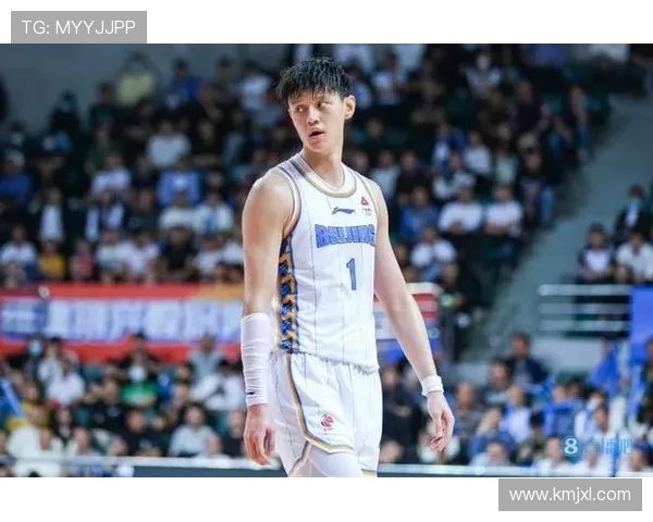 小曾季前赛拼劲十足媒体人分析合同压力促球员表现